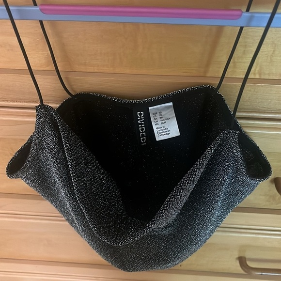 Black and silver sparkly going out crop top - Picture 3 of 4